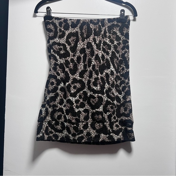 January 7 Leopard Print sleeveless tube top - Picture 4 of 4